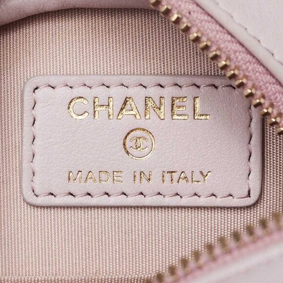 Chanel Pink Shearling Sheepskin Chanel 19 Round Clutch Bag - Picture 8 of 11